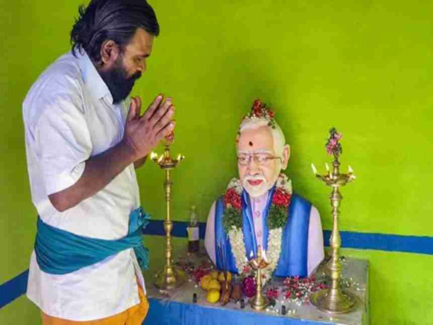 शेतकर्‍याने बांधले पंतप्रधान मोदींचे मंदिर 