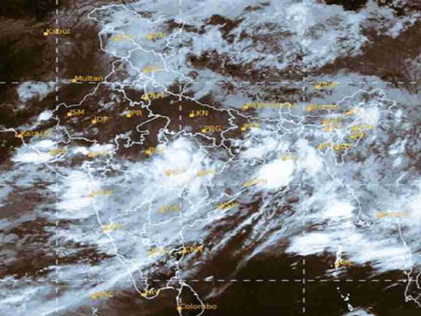 यापूर्वी ५ ऑगस्टला मुंबई झालेल्या अतिवृष्टीमुळे सर्व यंत्रणा कोलमडून पडल्या होत्या. यावेळी ४ तासात ३